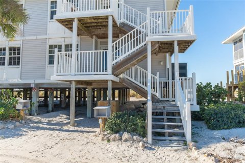 Condo in Placida, Florida, 2 bedrooms  № 2098555 - photo 2