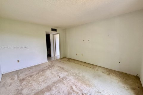 Купить кондоминиум в Майами, Флорида 4 комнаты, 108.7м2, № 2087126 - фото 21