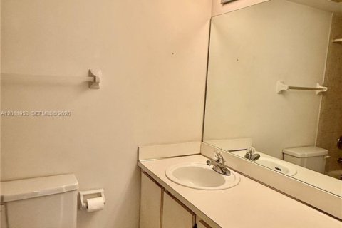 Купить кондоминиум в Майами, Флорида 4 комнаты, 108.7м2, № 2087126 - фото 24