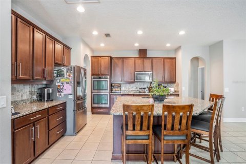House in Wesley Chapel, Florida 5 bedrooms, 339.84 sq.m. № 1817510 - photo 6