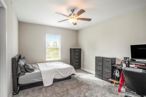 House in Wesley Chapel, Florida 5 bedrooms, 339.84 sq.m. № 1817510 - photo 24