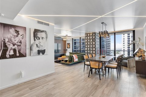 Condominio en venta en Miami, Florida, 2 dormitorios, 116.41 m2 № 1864758 - foto 1