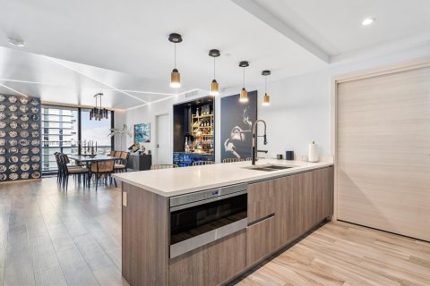 Condominio en venta en Miami, Florida, 2 dormitorios, 116.41 m2 № 1864758 - foto 5