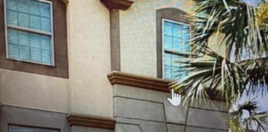 Casa en Kissimmee, Florida 5 dormitorios, 210.42 m2 № 2219092