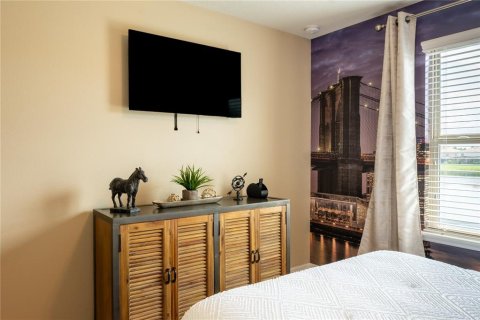 Casa en alquiler en Kissimmee, Florida, 5 dormitorios, 210.42 m2 № 2219092 - foto 21