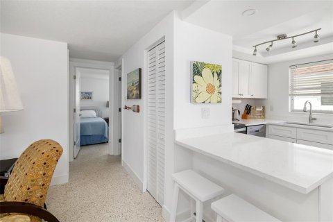 Condominio en venta en Sarasota, Florida, 2 dormitorios, 77.67 m2 № 2099423 - foto 19