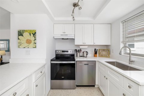 Condominio en venta en Sarasota, Florida, 2 dormitorios, 77.67 m2 № 2099423 - foto 6