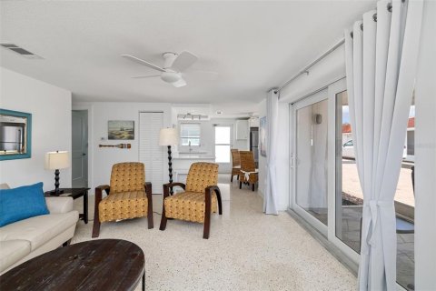 Condominio en venta en Sarasota, Florida, 2 dormitorios, 77.67 m2 № 2099423 - foto 14