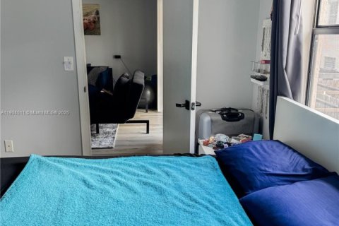 Condo in Miami, Florida, 2 bedrooms  № 1957327 - photo 28