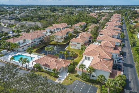 Condo in Vero Beach, Florida, 3 bedrooms  № 2417969 - photo 28