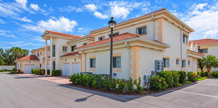 Condo in Vero Beach, Florida, 3 bedrooms  № 2417969