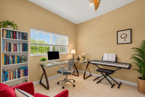 Condo in Vero Beach, Florida, 3 bedrooms  № 2417969 - photo 14