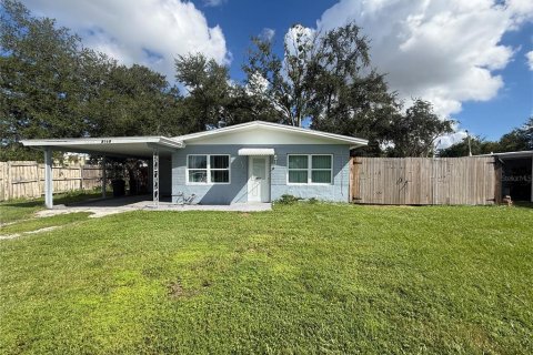 House in New Port Richey, Florida 2 bedrooms, 80.27 sq.m. № 2354688