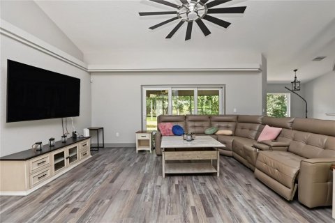 Villa ou maison à vendre à Dunnellon, Floride: 3 chambres, 199.37 m2 № 2413591 - photo 10