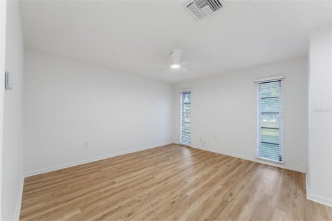 Appartement à louer à Gulfport, Floride: 1 chambre, 67.35 m2 № 2376665 - photo 4