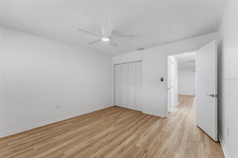 Appartement à louer à Gulfport, Floride: 1 chambre, 67.35 m2 № 2376665 - photo 14