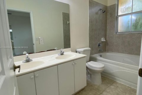 Adosado en alquiler en Miami, Florida, 3 dormitorios, 127.09 m2 № 1948183 - foto 7
