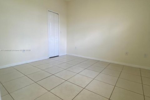 Adosado en alquiler en Miami, Florida, 3 dormitorios, 127.09 m2 № 1948183 - foto 6