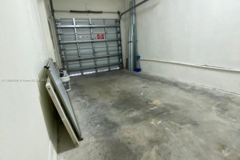 Adosado en alquiler en Miami, Florida, 3 dormitorios, 127.09 m2 № 1948183 - foto 11