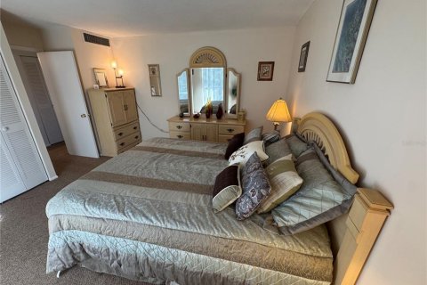 Condominio en venta en Bradenton, Florida, 1 dormitorio, 55.74 m2 № 2119046 - foto 16