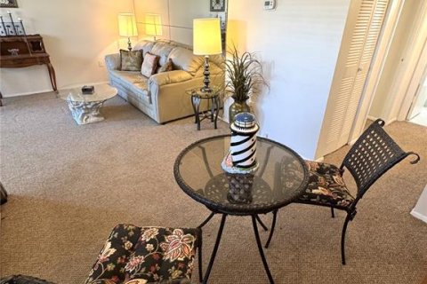 Condominio en venta en Bradenton, Florida, 1 dormitorio, 55.74 m2 № 2119046 - foto 11