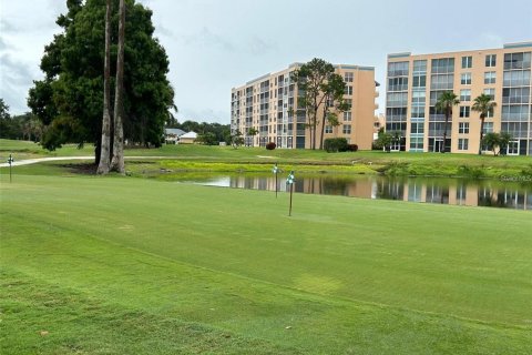 Condominio en venta en Bradenton, Florida, 1 dormitorio, 55.74 m2 № 2119046 - foto 25