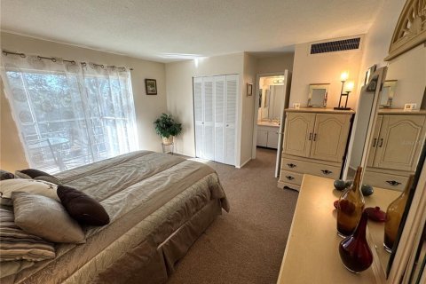 Condominio en venta en Bradenton, Florida, 1 dormitorio, 55.74 m2 № 2119046 - foto 17