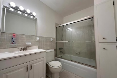 Condominio en alquiler en Fort Lauderdale, Florida, 2 dormitorios, 102.19 m2 № 2077805 - foto 7