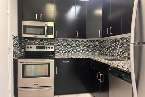 Condominio en alquiler en Fort Lauderdale, Florida, 2 dormitorios, 102.19 m2 № 2077805 - foto 6