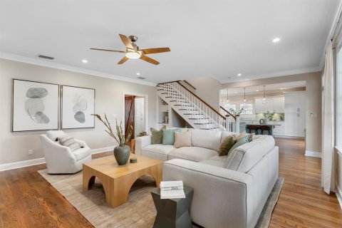 Casa en alquiler en Tampa, Florida, 4 dormitorios, 336.31 m2 № 1858068 - foto 10