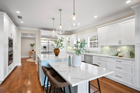 Casa en alquiler en Tampa, Florida, 4 dormitorios, 336.31 m2 № 1858068 - foto 14