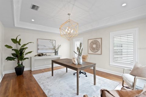 Casa en alquiler en Tampa, Florida, 4 dormitorios, 336.31 m2 № 1858068 - foto 5