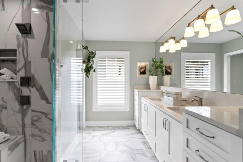 Casa en alquiler en Tampa, Florida, 4 dormitorios, 336.31 m2 № 1858068 - foto 22