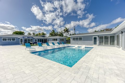 Propiedad comercial en venta en Wilton Manors, Florida, 172.89 m2 № 2260766 - foto 28
