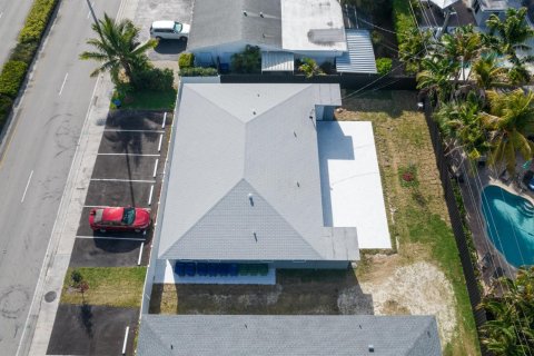 Propiedad comercial en venta en Wilton Manors, Florida, 172.89 m2 № 2260766 - foto 10