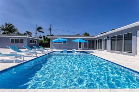 Propiedad comercial en venta en Wilton Manors, Florida, 172.89 m2 № 2260766 - foto 15