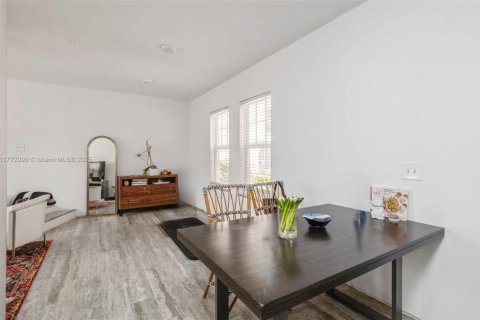 Copropriété à vendre à Miami Beach, Floride: 1 chambre, 65.03 m2 № 1888001 - photo 4