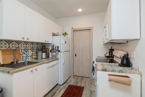 Copropriété à vendre à Miami Beach, Floride: 1 chambre, 65.03 m2 № 1888001 - photo 11