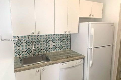 Copropriété à vendre à Miami Beach, Floride: 1 chambre, 65.03 m2 № 1888001 - photo 9