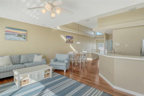 House in Englewood, Florida 3 bedrooms, 147.71 sq.m. № 1720857 - photo 17