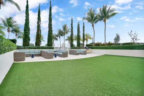 Купить кондоминиум в Майами, Флорида 1 спальня, 75.81м2, № 1957813 - фото 18