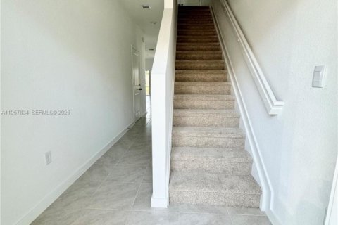 Снять в аренду таунхаус в Помпано-Бич, Флорида 3 спальни, № 2011678 - фото 7