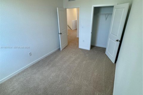 Снять в аренду таунхаус в Помпано-Бич, Флорида 3 спальни, № 2011678 - фото 28