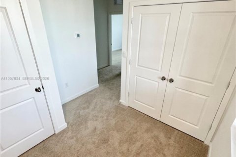 Снять в аренду таунхаус в Помпано-Бич, Флорида 3 спальни, № 2011678 - фото 18