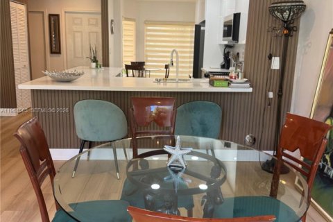 Townhouse in Doral, Florida 3 bedrooms, 176.33 sq.m. № 2025954