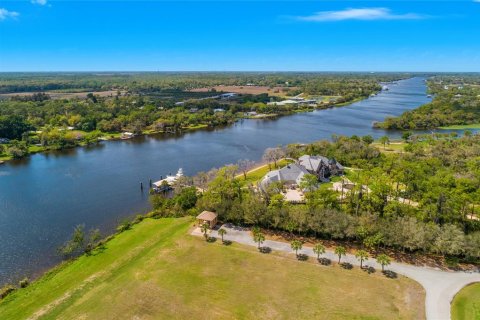 Villa ou maison à vendre à Alva, Floride: 4 chambres, 274.34 m2 № 2105724 - photo 10
