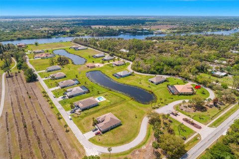 Villa ou maison à vendre à Alva, Floride: 4 chambres, 274.34 m2 № 2105724 - photo 7