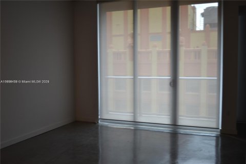 Condominio en venta en Miami, Florida, 1 dormitorio, 48.87 m2 № 1872308 - foto 4