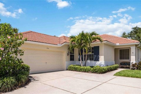 House in Bradenton, Florida 2 bedrooms, 138.61 sq.m. № 1744382 - photo 1