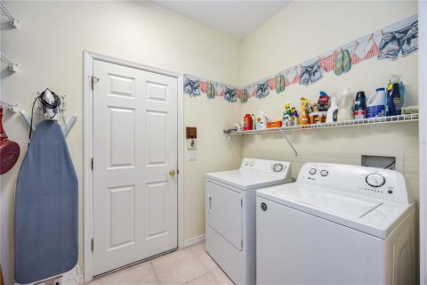 House in Bradenton, Florida 2 bedrooms, 138.61 sq.m. № 1744382 - photo 21